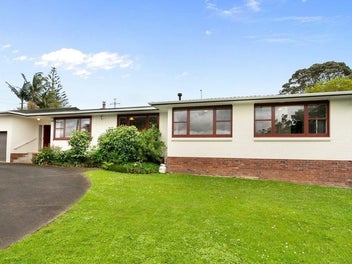 10 Ranfurly Road, Alfriston, Auckland