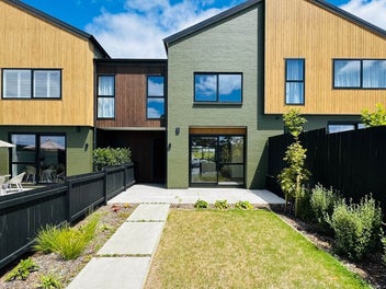 3 Golden Fall Road, Hobsonville, Auckland