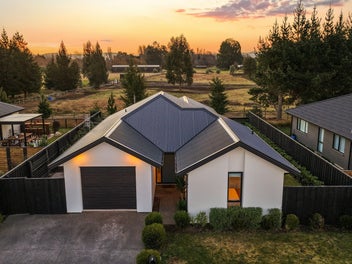 49 Quinn Crescent, Woodend, Woodend
