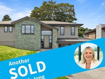 19 Keating Rise, Northcross, Auckland
