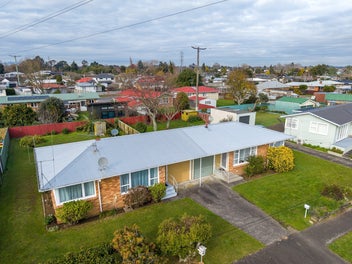 36 Sheridan Street, Silverdale, Hamilton