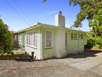 2 Bermer Road, Belmont, Lower Hutt