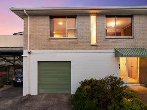 1/12 Bungalow Avenue, Point Chevalier, Auckland