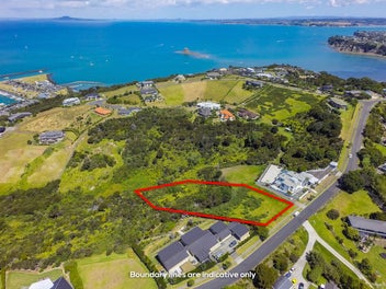 127 Roberts Road, Matakatia, Whangaparaoa