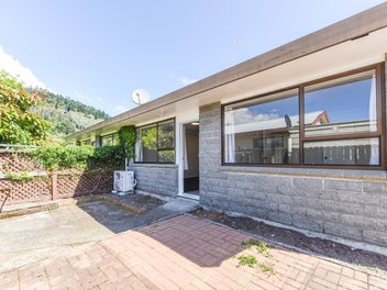 2/131 Tipahi Street, Nelson South, Nelson