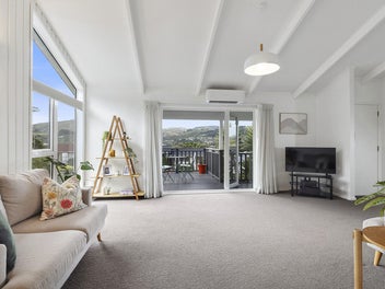 70 Fyvie Avenue, Tawa, Wellington
