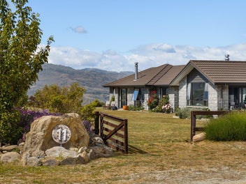 11 MacMillan Lane, Mount Pisa, Cromwell