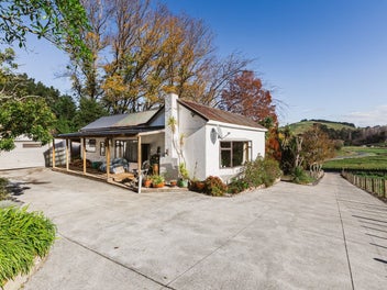 164 HILL RD, BAY VIEW, NAPIER