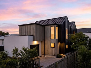 261C Edgeware Road, Edgeware, Christchurch