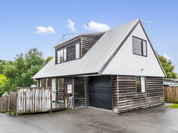15B Panorama Road, Mount Wellington, Auckland