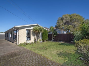 25 Beach Road, North New Brighton, Christchurch