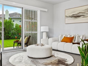 3/133 SHAKESPEARE Road, Milford, Auckland