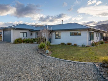 6 Albert Drive, Clyde, Clyde