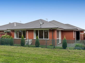 18 Date Crescent, Aidanfield, Christchurch