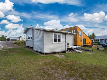 22 Findlay Street, WAIMARINO, OWHANGO