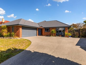 21 Eastwood Rise, Waimairi Beach , Christchurch