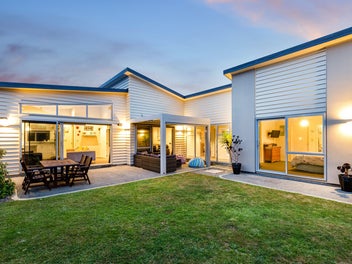 28 Nelson Avenue, Aotea, Porirua