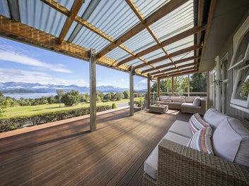 6 Cathedral Drive, Manapouri, Manapouri