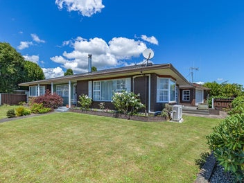 2 Webb Avenue, Levin, Levin