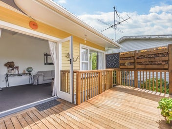 25 Surrey Road, Richmond