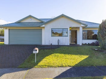 6 Balmoral Drive, Hilltop, Taupo