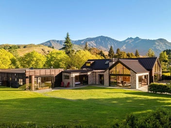 273 Arrowtn-Lke Hayes Road, LAKE HAYES, QUEENSTOWN