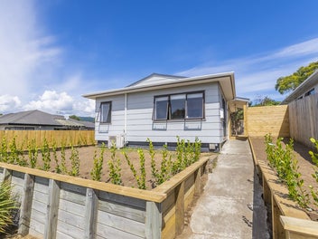 22A Campbell Avenue, Paraparaumu