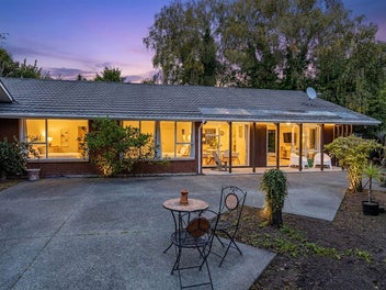 2/38A GREERS ROAD, Burnside, Christchurch