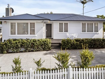 1/7 Trinidad Road, Sunnynook, Auckland