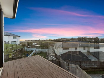 32 Jabal Crescent, Totara Park, Auckland
