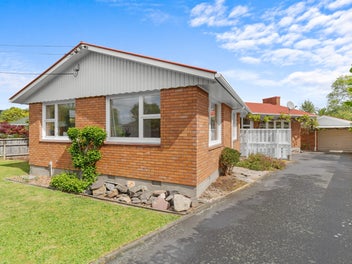 11 Palmside Street, Somerfield, Christchurch