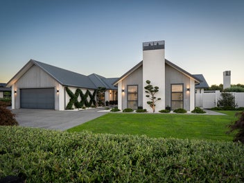 25 Mike Smith Drive, Cambridge, Cambridge