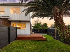 4/90 Lynwood Road, New Lynn, Auckland
