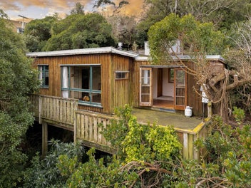 31 Boundary Street, Pūrākaunui, Port Chalmers