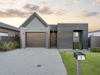 9 Mount Creighton Crescent, Wanaka