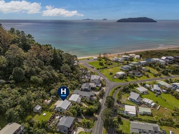 72 Ocean Beach Road, Tairua, Tairua