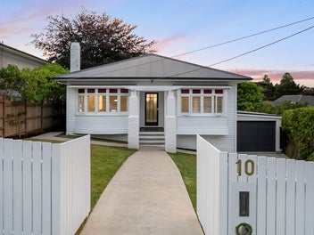 10 Le Roy Terrace, Birkenhead, Auckland