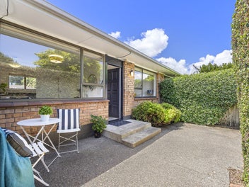 2/37 Peek Street, Ellerslie, Auckland