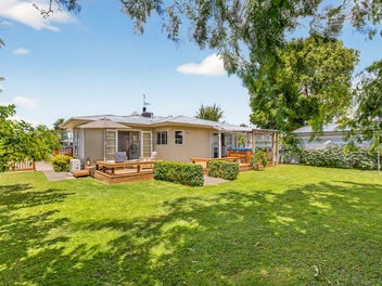 26 Bill Hercock Street, Pirimai, Napier