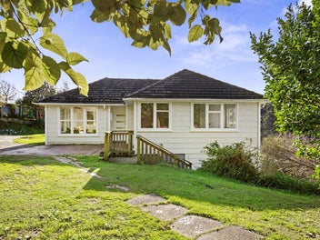 7 Cheshire Street, Cannons Creek, Porirua