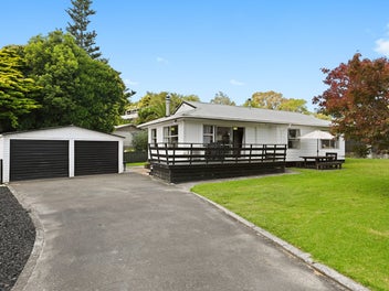 7 Norfolk Place, Pukete, Hamilton