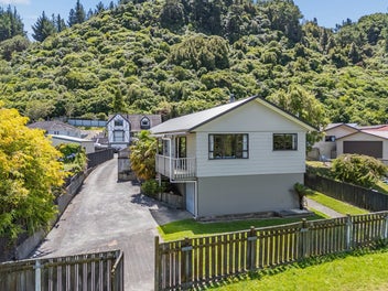 2/84 Gillespies Road, Birchville, Upper Hutt