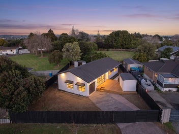 7 Damian Way, Weymouth, Auckland