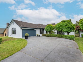 5 Strathconnan Court, Rototuna, Hamilton