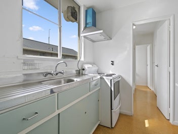 6/127 Queens Drive, Lyall Bay, Wellington