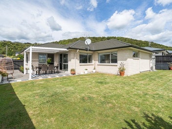 14 Rochfort Crescent, Pyes Pa, Tauranga