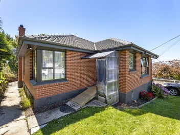 22 Durham Street, Mornington, Dunedin