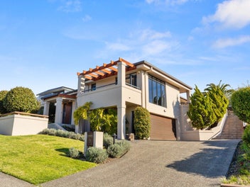 9 Sterling Gate Drive, Bethlehem, Tauranga