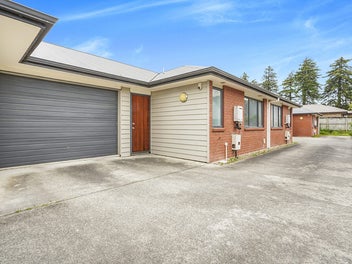 10B Inverness Avenue, Hamilton East, Hamilton