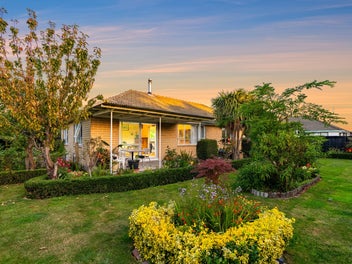 8 Cavendish Road, Casebrook, Christchurch